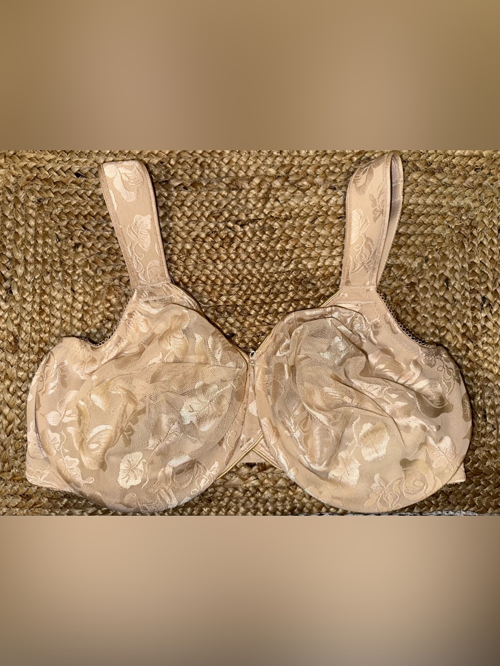 Wacoal 85567 Awareness Floral Full Figure Underwire Bra Nude 44DD MINT CONDITION